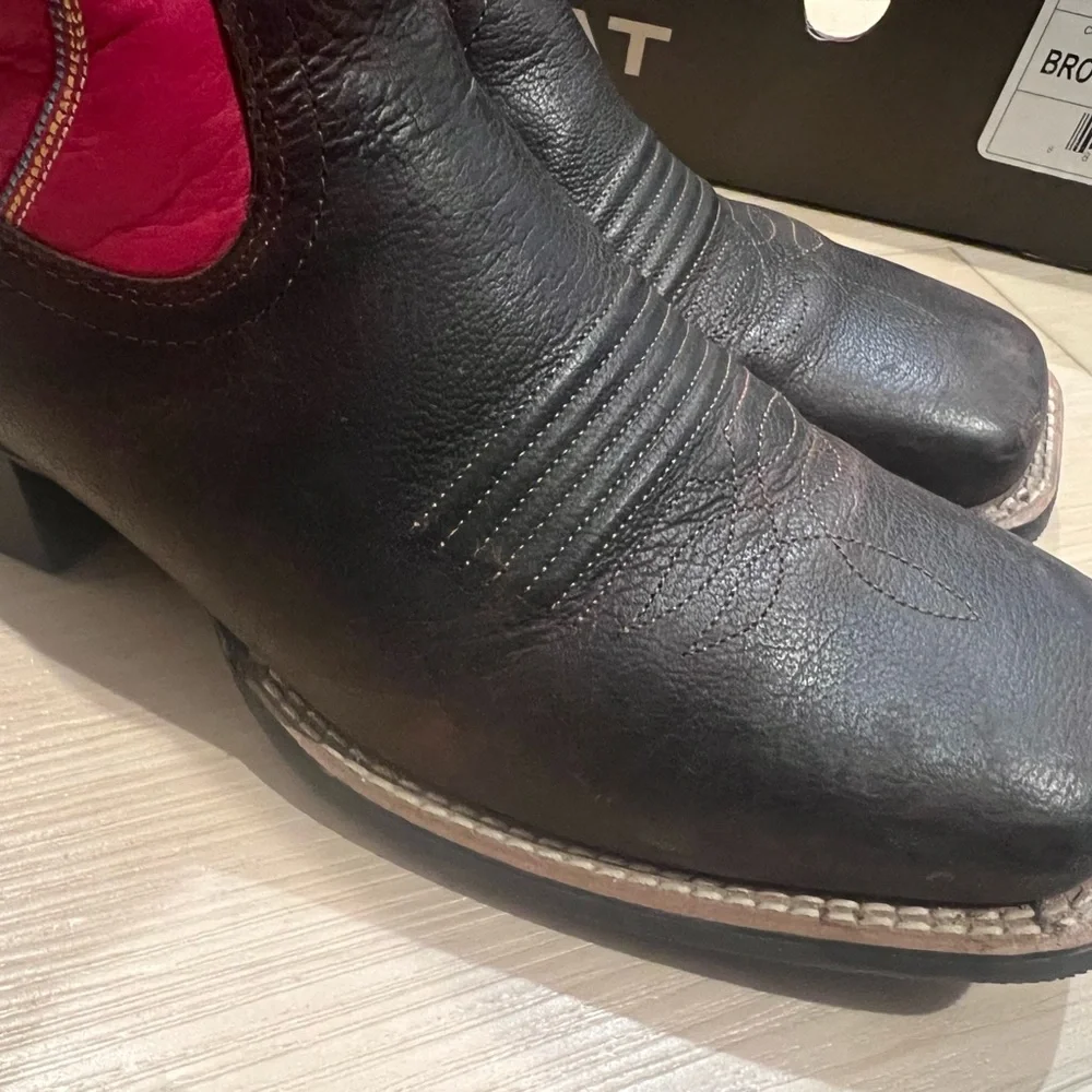 Ariat Pink and Brown Western Boots - Picture 4 of 8